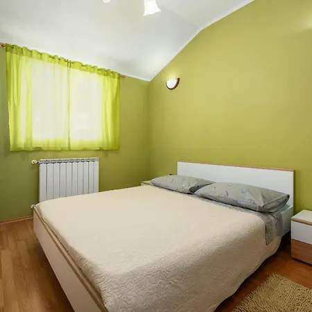Appartamento Semy With Private Pool