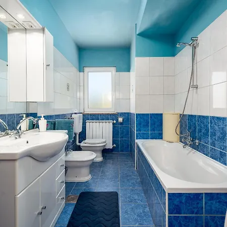 Semy With Private Pool